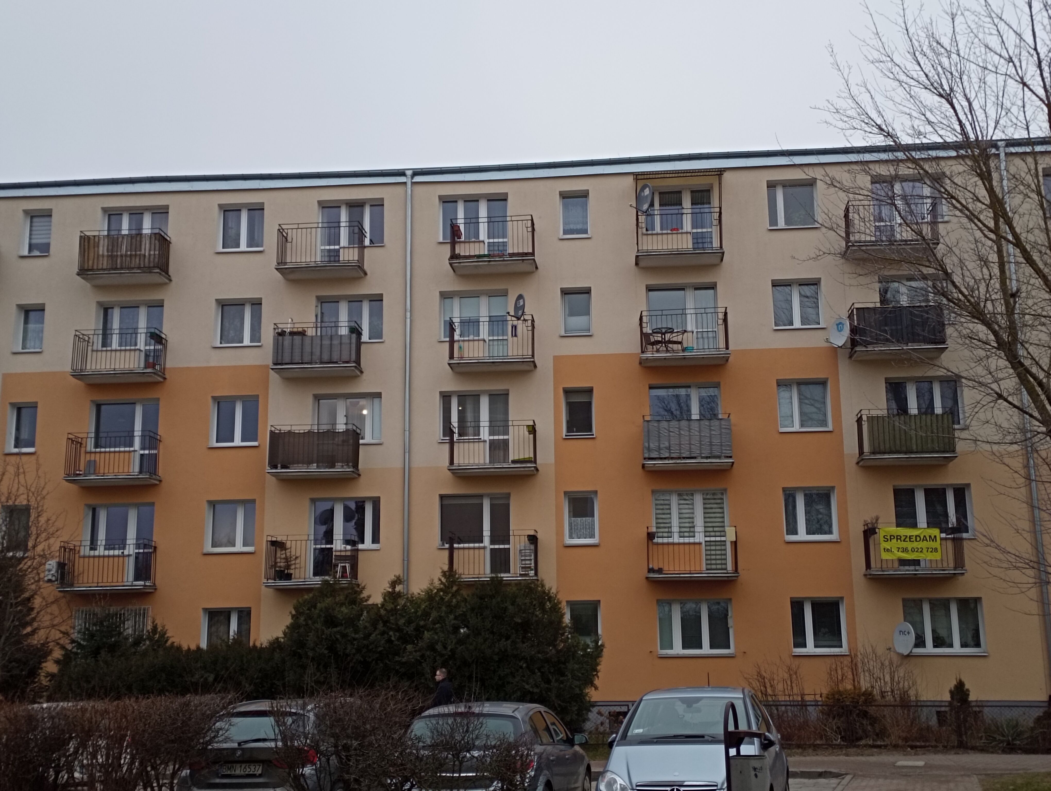 Mieszkanie 2-pokojowe do remontu Oś. Tysiąclecia