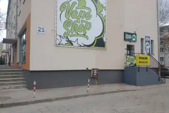 Lokal 58 m2 na parterze przy ul Waszyngtona 25.