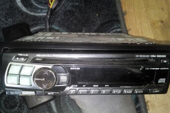 Sprzedam Alpine radio CD samochodowe cdm 9803rr mo