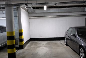 Miejsce postojowe w hali garażowej ul. Ryska 3A