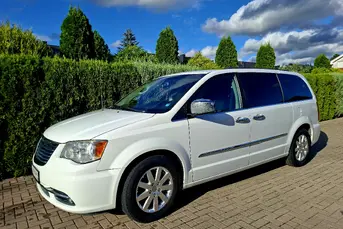 Sprzedam CHRYSLER TOWN & COUNTRY 2014 r.