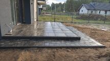 Zatrudnię samodzielnego brukarza małe projekty 40m