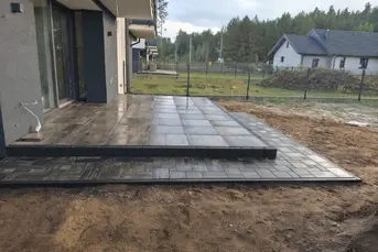 Zatrudnię samodzielnego brukarza małe projekty 40m