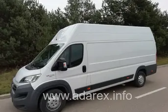 Usługi Transportowe Busami MAXI Transport Rzeczy..