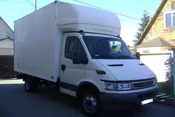 BAGAŻÓWKI-Wynajem busa -przeprowadzki drobne-ekipą