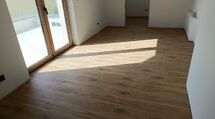 Sprzedaż i montaż paneli winylowych, wykładzin dywanowych, podłogi technicznej