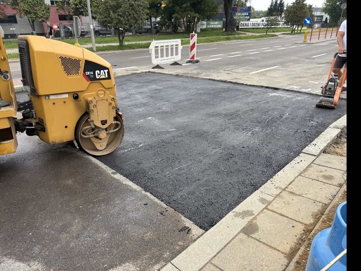Zatrudnię do prac przy budowie i remoncie dróg- prace bitumiczne i brukarskie
