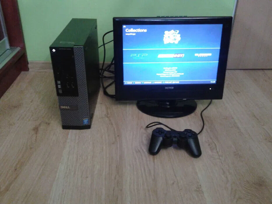 Konsola Retro PC z ok.10 tys.gier + pad + kable + 