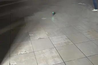 Zlecę skucie płytek 250m.kw