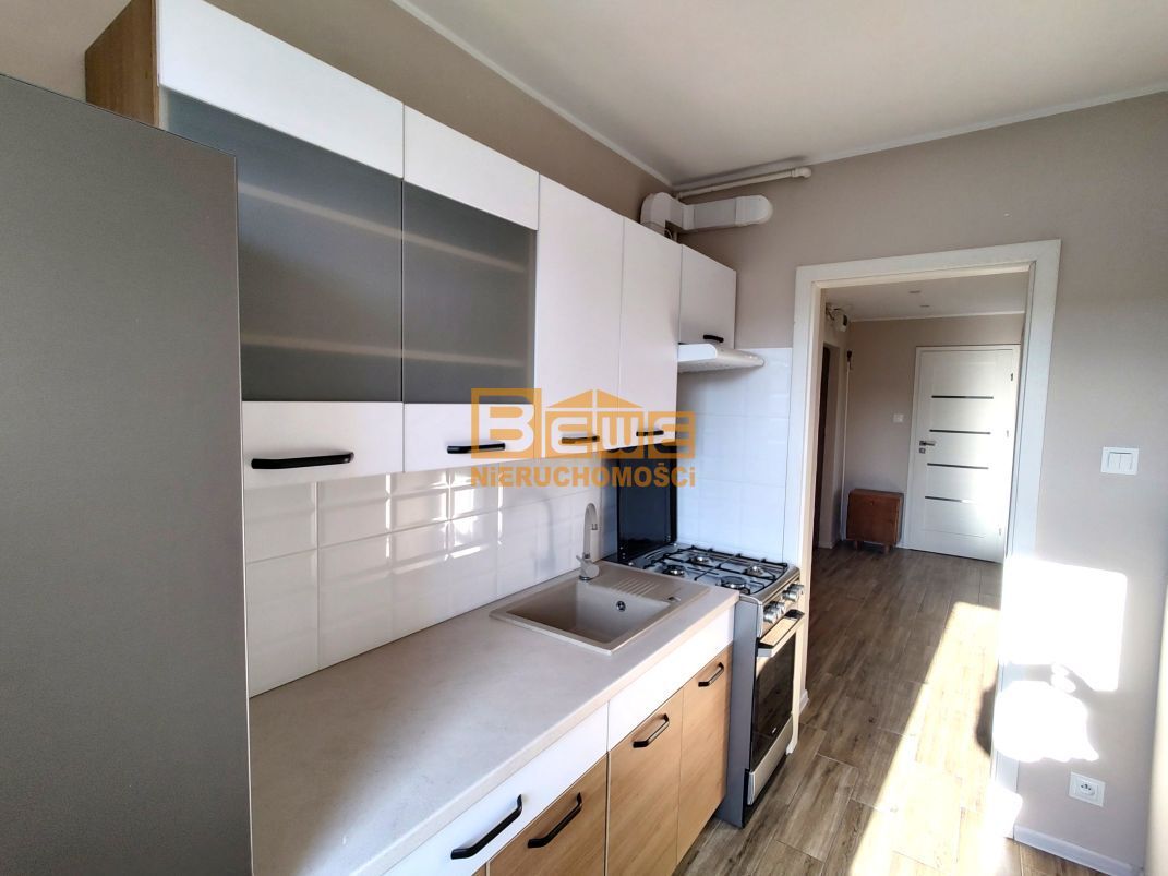 ul. WESOŁA, 3 OSOBNE POKOJE+KUCHNIA I BALKON