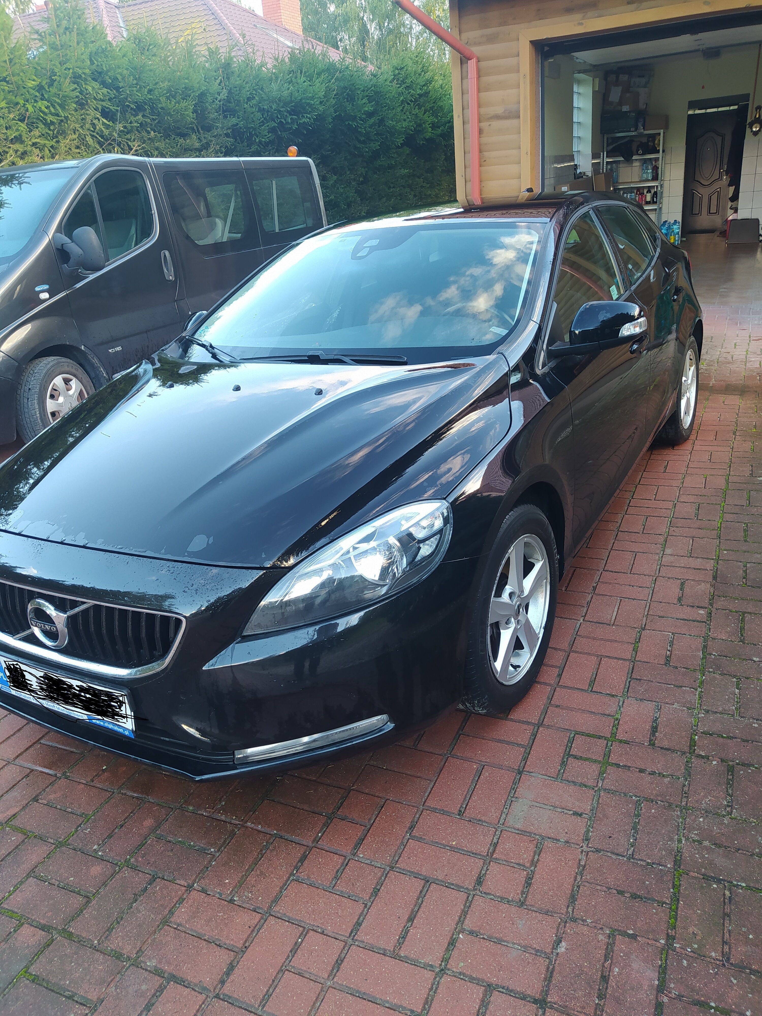 Sprzedam Volvo V40 D3 150KM E-Kinetic z 2016r.