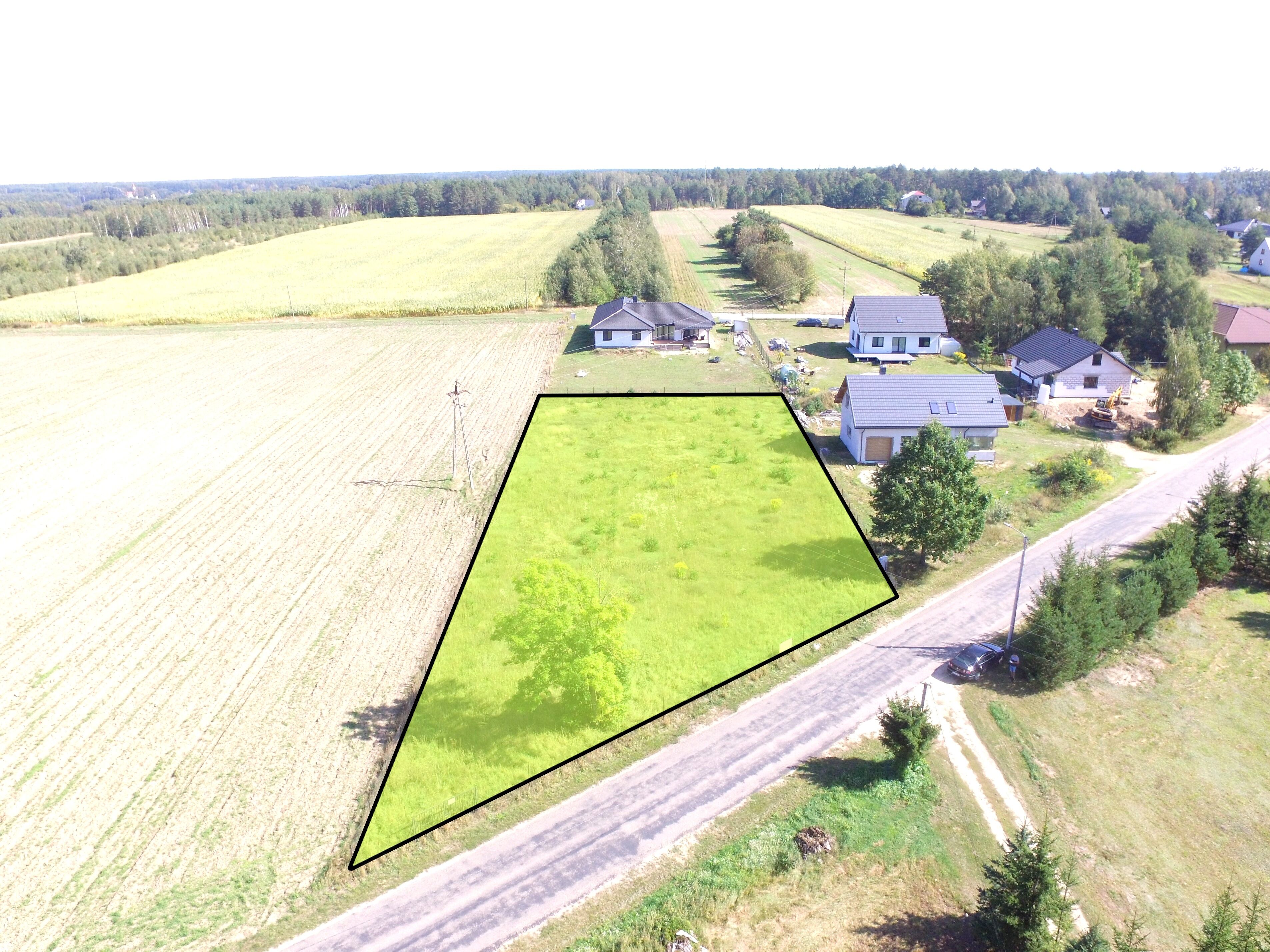 2121 m² z warunkami zabudowy na dwa budynki