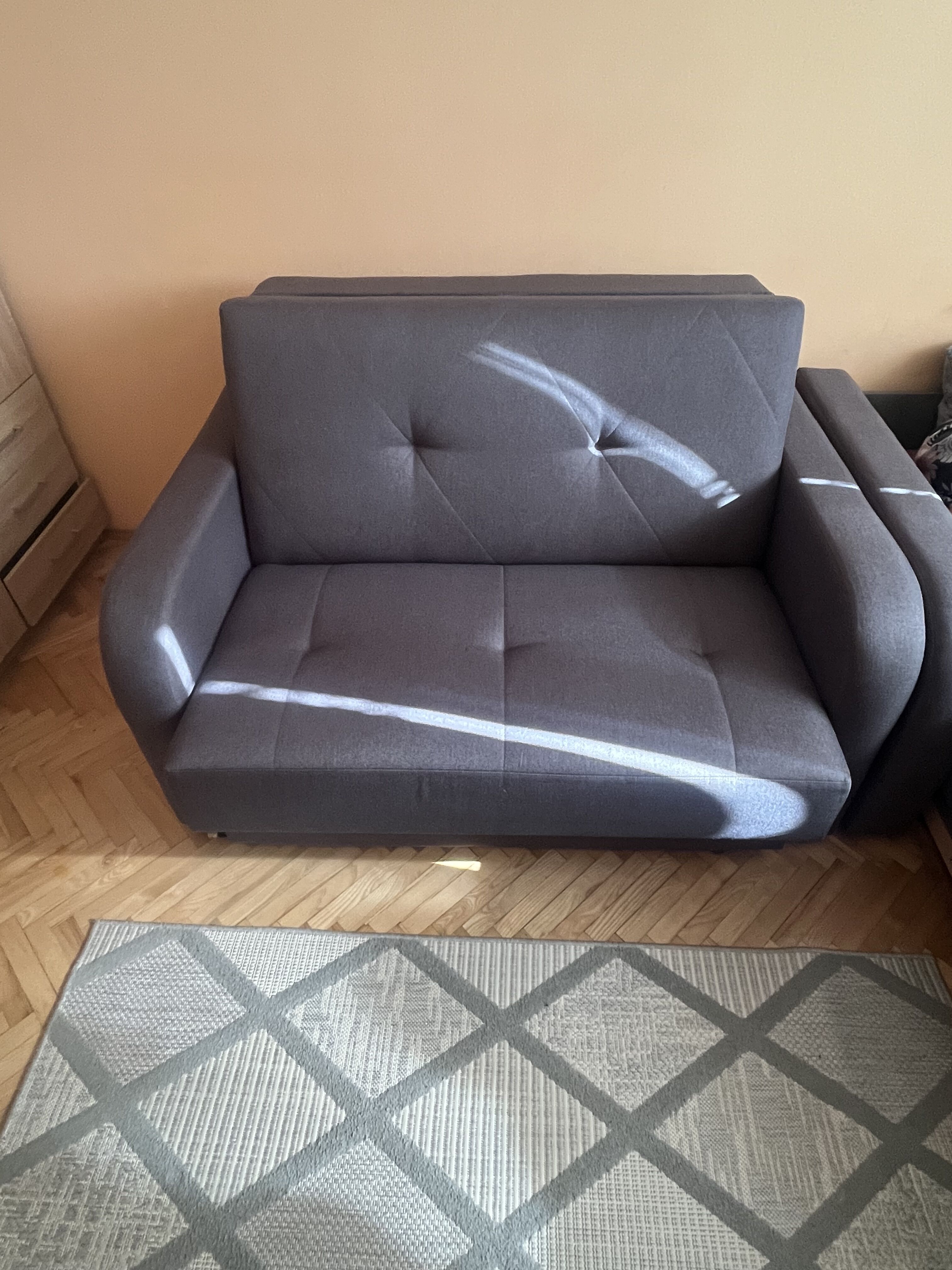Sprzedam rozkładaną kanapę 2 osobową, stan idealny
