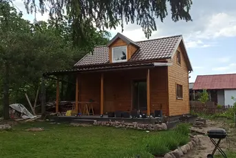 Zlecę pomalowanie domku letniskowego
