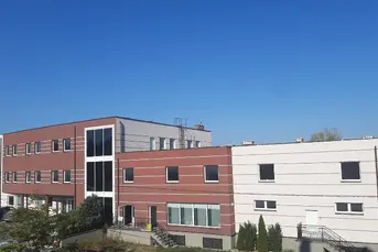 Wynajmę pomieszczenia biurowo- usługowe 