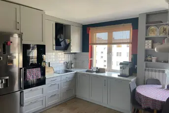 w centrum!  mozna zw zwierzakiem! + super net!