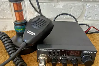 CB radio  President  Johnny II i  antena President