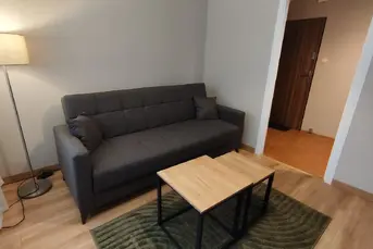 Komfortowa kawalerka , 24m2, parter, os. PIASTA