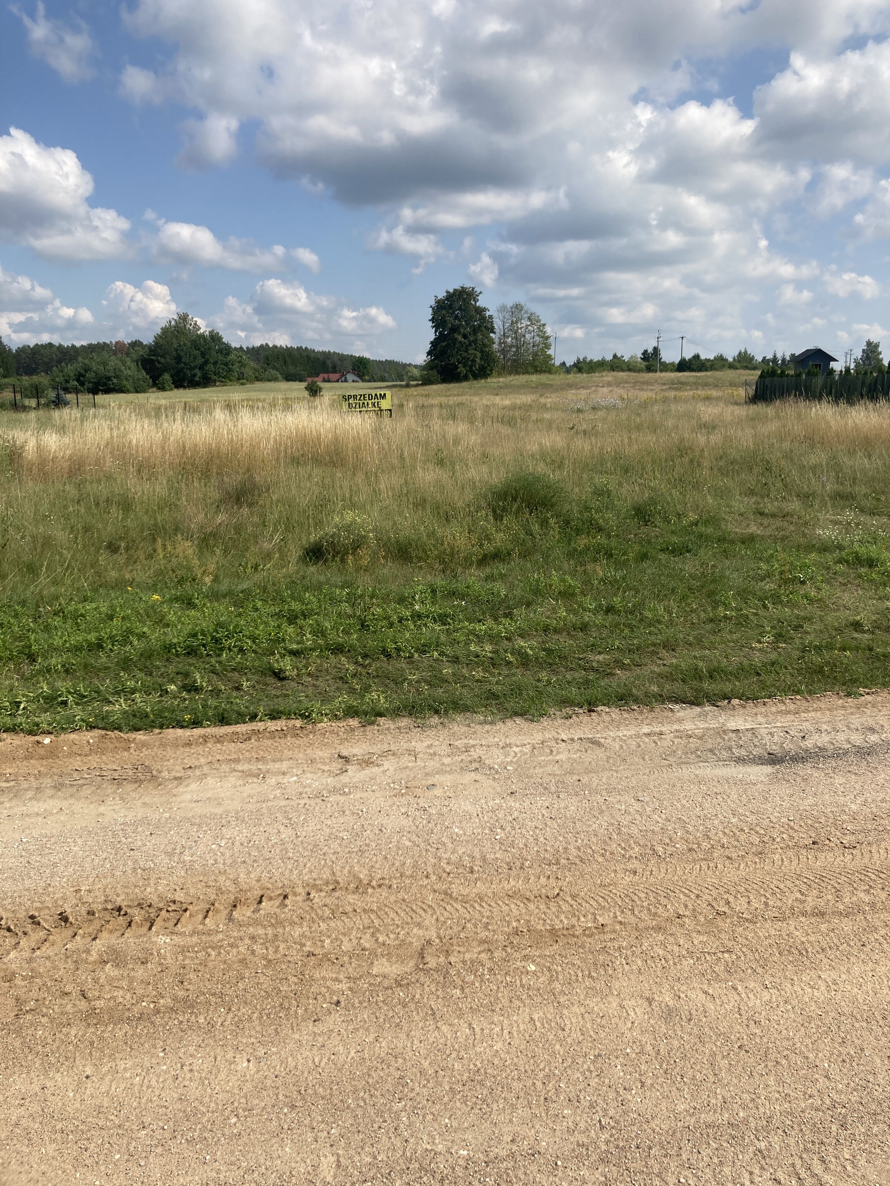 1100m2 budowlana z warunkami zabudowy B-STOK 5km