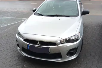 SPRZEDAM MITSUBISHI LANCER 2016r.