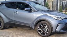 Toyota C-HR 1.8 garażowany, na gwaracji