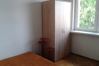 Pokój dla dziewczyny, ul. Parkowa, od listopada