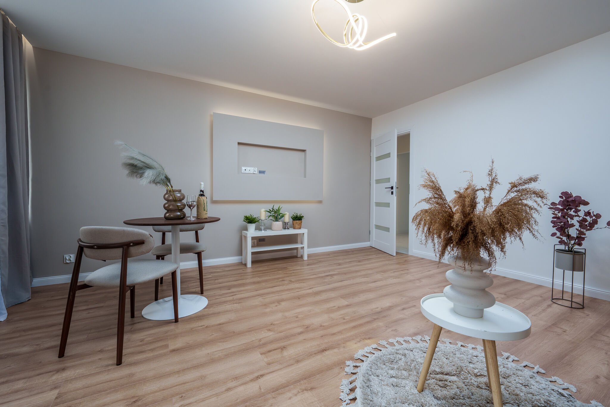 Mickiewicza / 55 m2 / 3 pokoje oddzielne / Balkon