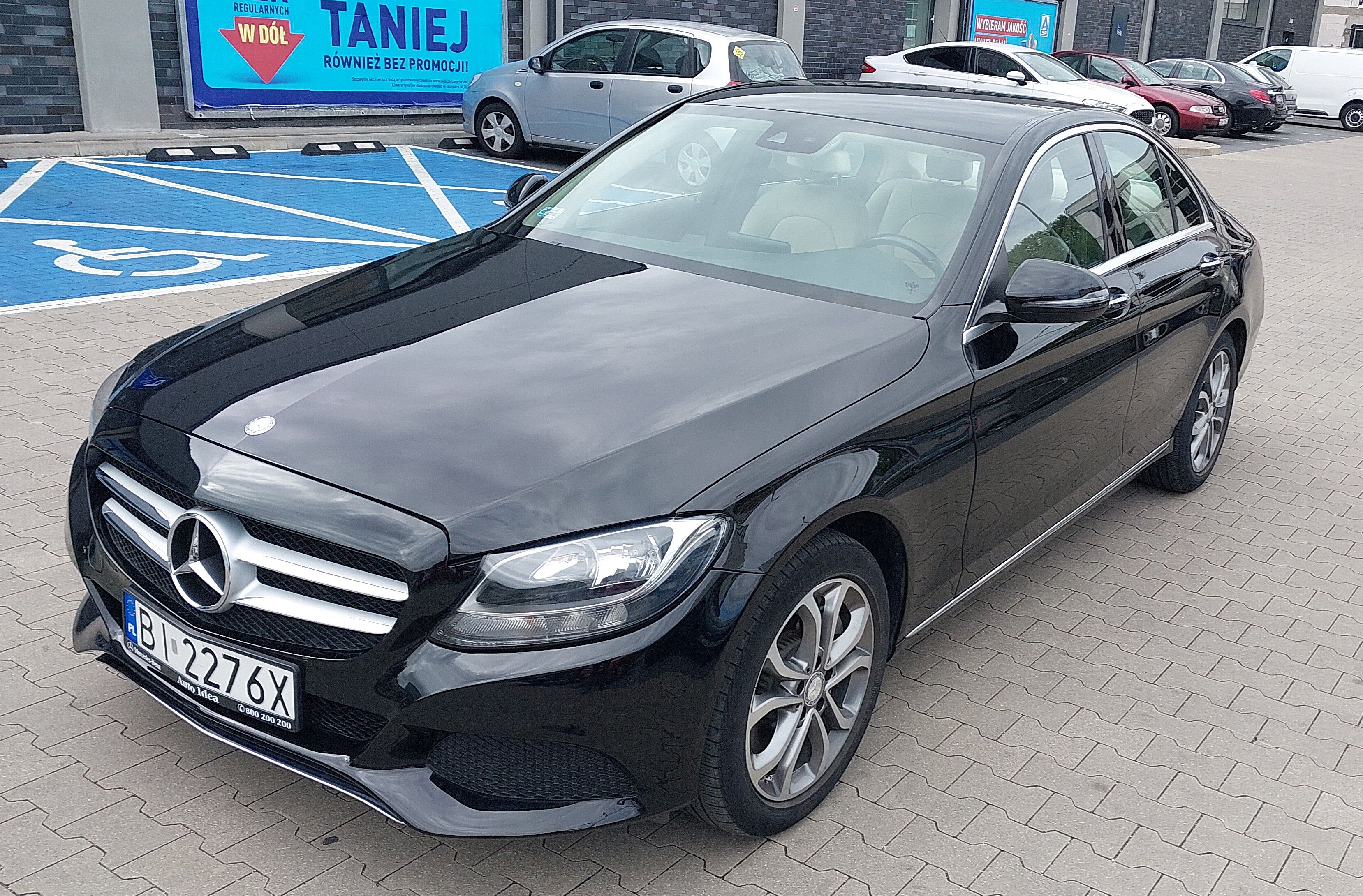 Mercedes C 300/2016, 245 PS, przebieg 36000 km