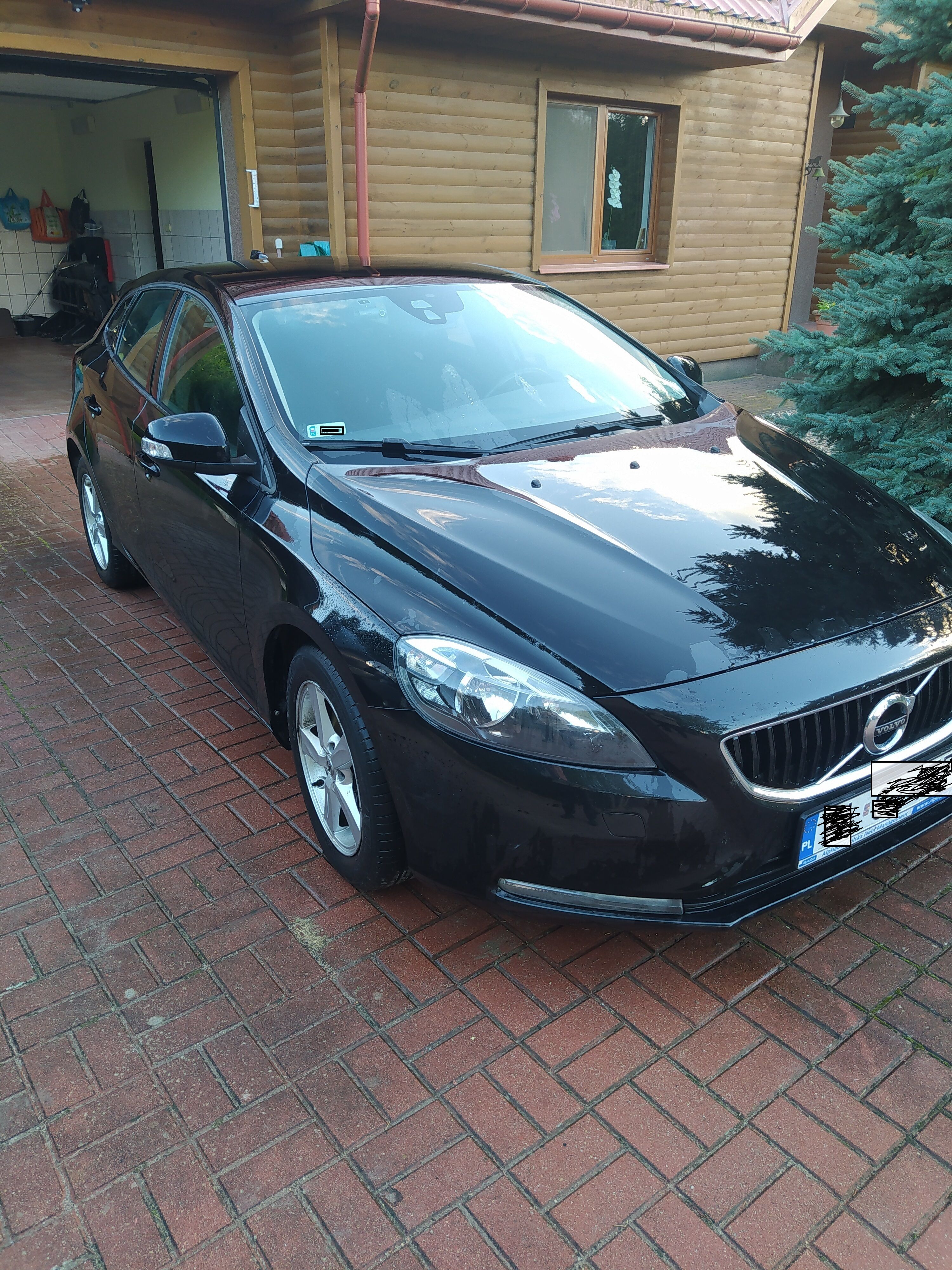Sprzedam Volvo V40 D3 150KM E-Kinetic z 2016r.