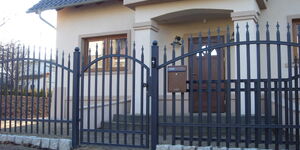 Bartis Bramy garażowe, ogrodzenia, drzwi i okna
