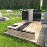 E. i W. Rutkowscy. Nagrobki granitowe
