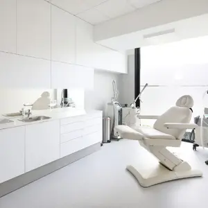 Centrum Medyczne Renew Clinic Medycyna Specjalistyczna. Medycyna Estetyczna