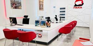 Salon Firmowy Biura Podróży ITAKA Galeria Biała