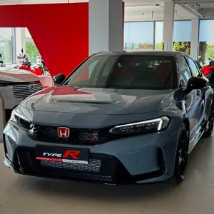 Multi Auto -  Autoryzowany dealer samochodów i motocykli marki Honda, Serwis blacharsko-lakierniczy
