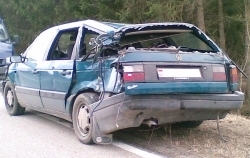 Białoruski samochód osobowy zderzył się z szynobusem