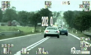 Policjny pościg za uciekającym kradzionym autem Litwinem