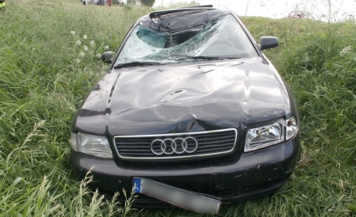 Audi potrąciło rowerzystę. Mężczyzna nie żyje