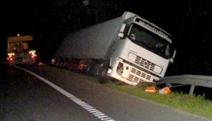 Pijany kierowca ciężarówki spowodował kolizję