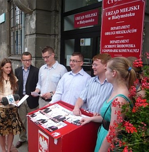 Białystok: Głosowanie bez meldunku było popularniejsze