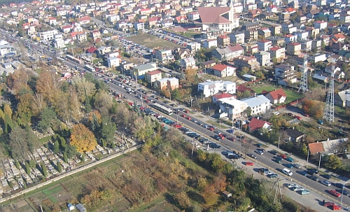 "Znicz": Bądź ostrożny na zatłoczonych drogach, zwłaszcza wokół cmentarzy