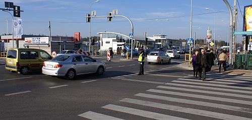 Świąteczny weekend: 8 wypadków i 49 pijanych kierowców