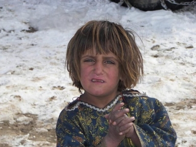  Dzieci z Afganistanu czekają na pomoc