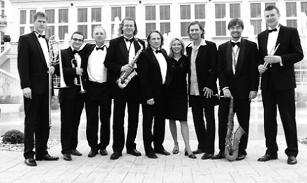 Nie tańczyć w taką noc to grzech... Koncert sylwestrowy w kinie Forum