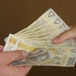 Plaga "wnuczków" nie ustaje. Staruszka straciła 5 tys. zł