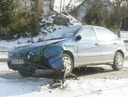 Pijany, sam powiadomił policję, że spowodował kolozję