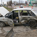 Wypadek na ul. Branickiego. 3 osoby zostały ranne