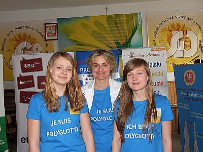 Białostockie gimnazjalistki  laureatkami konkursu Poliglota 2011