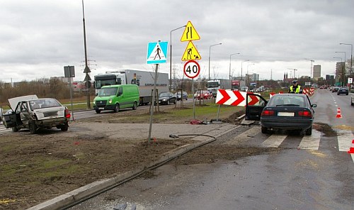 Wskutek wypadku na ul. Branickiego zmarł mężczyzna