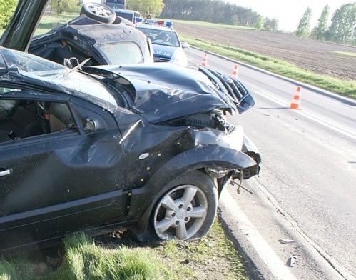 Raport NIK: Główna przyczyna wypadków w Polsce to zły stan dróg