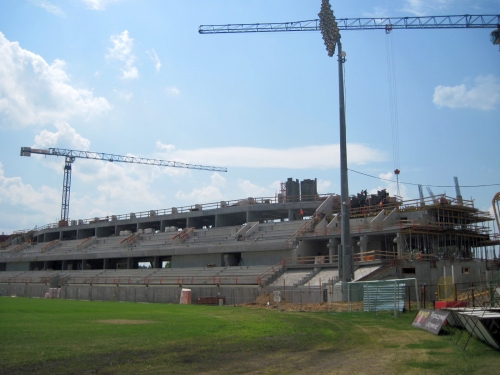 Stadion: Białystok zerwał umowę z Eiffage. Będzie nowy przetarg